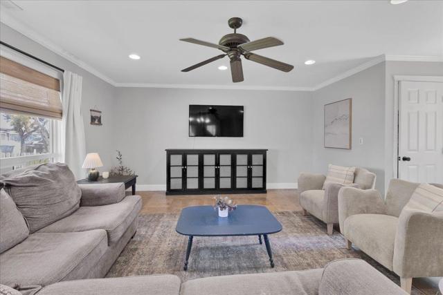 33 Fourth Street, Spreckels CA: https://media.crmls.org/mediaz/117d42f4-c134-4468-bb06-3feaefbe0ff2.jpg