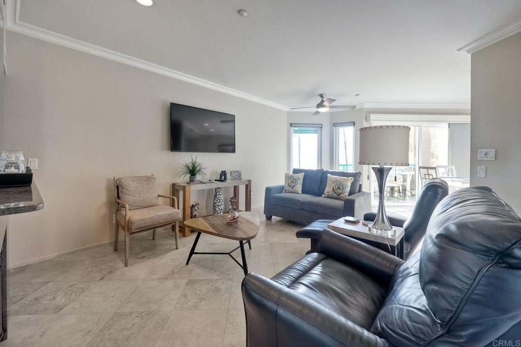 400 The Strand - photo 6