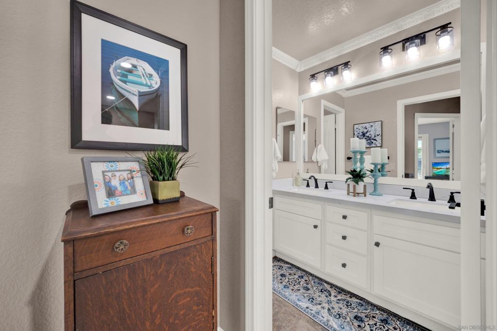 MLS #250041307SD image #47