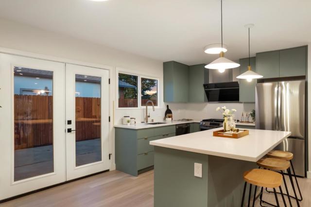 1034 Delaware Way, Livermore CA: https://media.crmls.org/mediaz/1180b77d-afed-417b-9c79-b6fa6a31311e.jpg