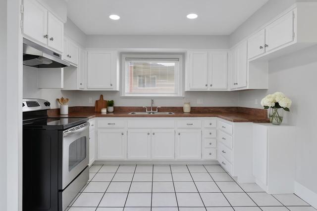 175 Page Mill Drive, San Jose CA: https://media.crmls.org/mediaz/1180e531-8a91-47b4-aca3-71b87f4ed3fa.jpg