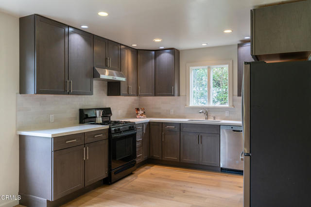 Detail Gallery Image 8 of 21 For 32901 Pearl Dr, Fort Bragg,  CA 95437 - 3 Beds | 1 Baths
