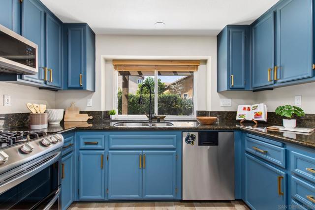 10618 Wincheck Rd, San Diego CA: https://media.crmls.org/mediaz/1182a741-9de7-4b0f-a944-3b14edeab2e2.jpg
