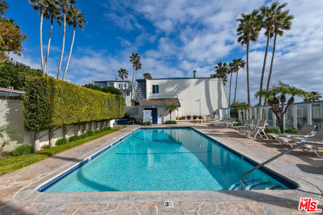 Drew Fenton | 11836 Ebb Tide Lane Malibu CA | MLS: 7300750