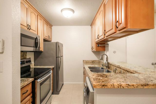 385 Mandarin Drive, Daly City CA: https://media.crmls.org/mediaz/1183ea4e-8049-4f36-bae2-0eb1f4cf8413.jpg
