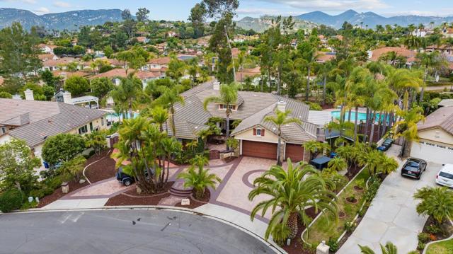 2227 Villa Verde Road, Escondido CA: https://media.crmls.org/mediaz/1185924a-242b-4509-9e7d-b5be189d98b9.jpg