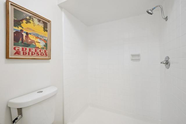 14333 Saratoga Avenue, Saratoga CA: https://media.crmls.org/mediaz/11861ce7-1f4a-422c-8b4b-8afae00fe506.jpg