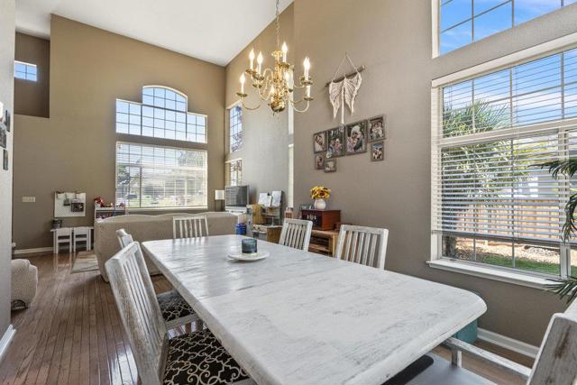 310 Bonnie Lane, Hollister CA: https://media.crmls.org/mediaz/118759c8-0817-444d-801a-8629bc8dafdf.jpg