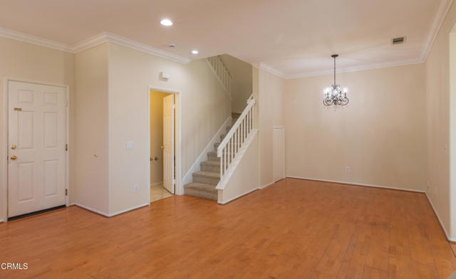 Detail Gallery Image 7 of 33 For 395 via Cantilena, Camarillo,  CA 93012 - 3 Beds | 2/1 Baths