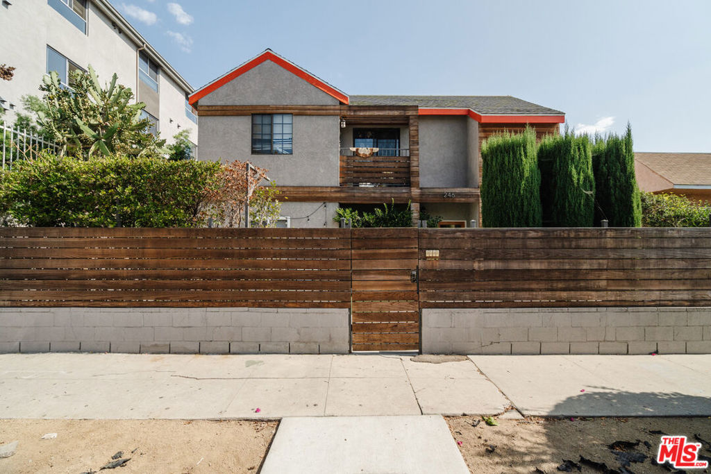 246 N Coronado Street #C