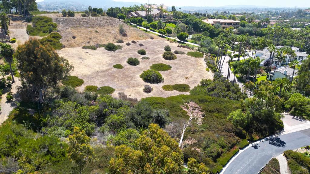 MLS #250035567SD image #11