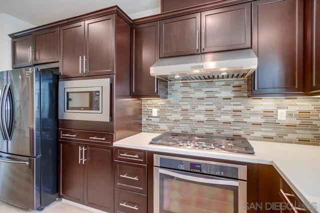 Image 2 of 39 For 12962 Peppergrass Creek Gate  43