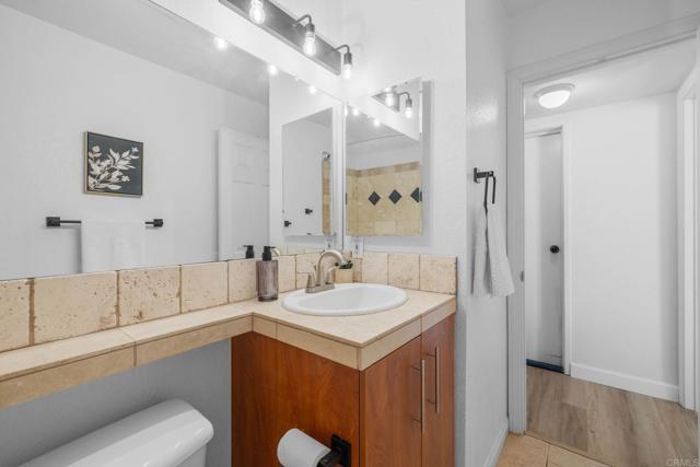 4470 48th St, San Diego CA: https://media.crmls.org/mediaz/118b9bec-c08b-4125-9642-bea144359e2e.jpg