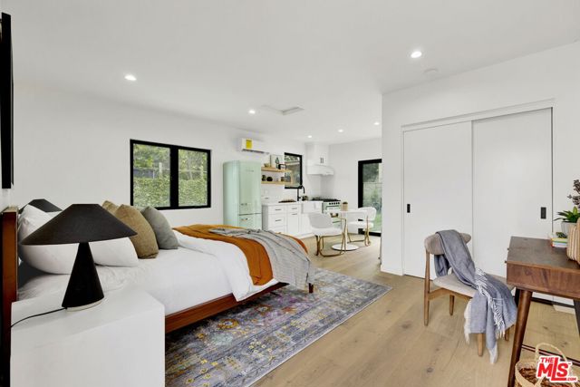 12469 Greene Avenue, Los Angeles CA: https://media.crmls.org/mediaz/118c1e74-7d7f-42e8-b8e0-091f9a2a8dfc.jpg