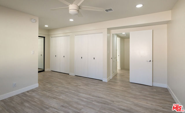 13206 Admiral Avenue, Marina del Rey CA: https://media.crmls.org/mediaz/118c8e3c-8567-4eb8-9f4b-0724cd0d2d2e.jpg