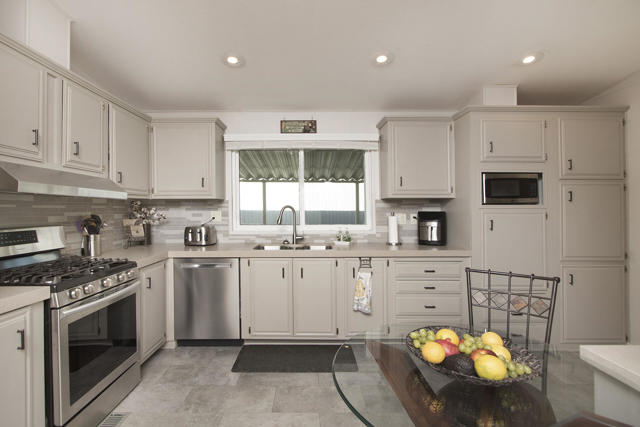 Image 24 of 45 For 14777 Palm Drive  186