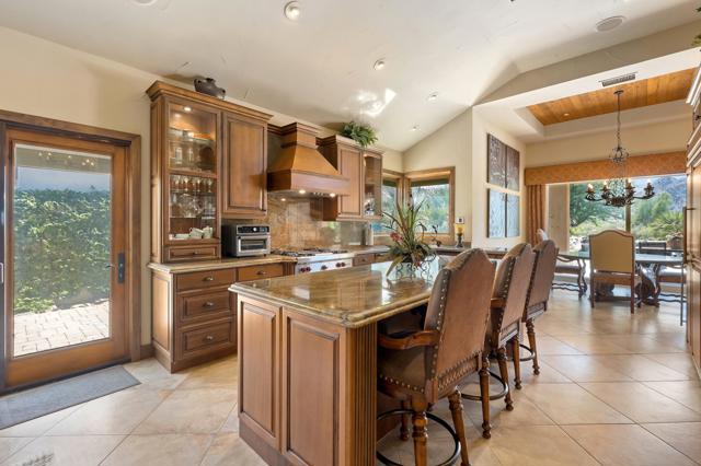 57205 Merion, La Quinta CA: https://media.crmls.org/mediaz/118f8d63-2dec-4328-ad80-e567fa9ea015.jpg