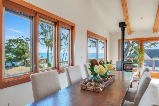 325 Kingsbury Drive, Aptos CA: https://media.crmls.org/mediaz/11908bea-c26a-45a1-b896-ee747a4e95dc.jpg