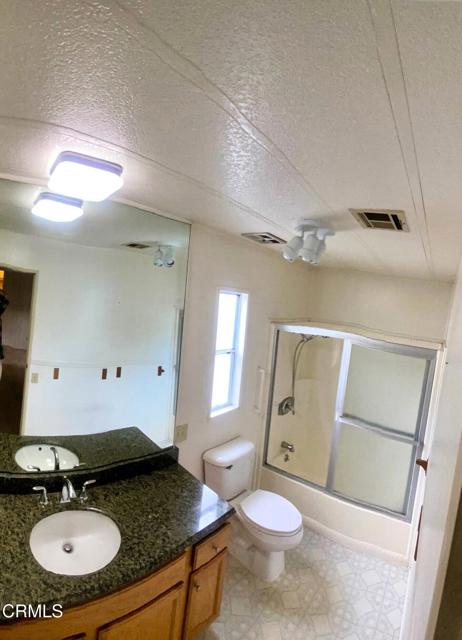 16 Isabel Avenue, Camarillo CA: https://media.crmls.org/mediaz/11921e08-fcab-4277-9242-da2977fbccf8.jpg