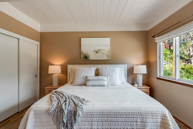 249 Spreckels Drive, Aptos CA: https://media.crmls.org/mediaz/11922bbc-0ce4-4db1-b9a5-cea28307b816.jpg