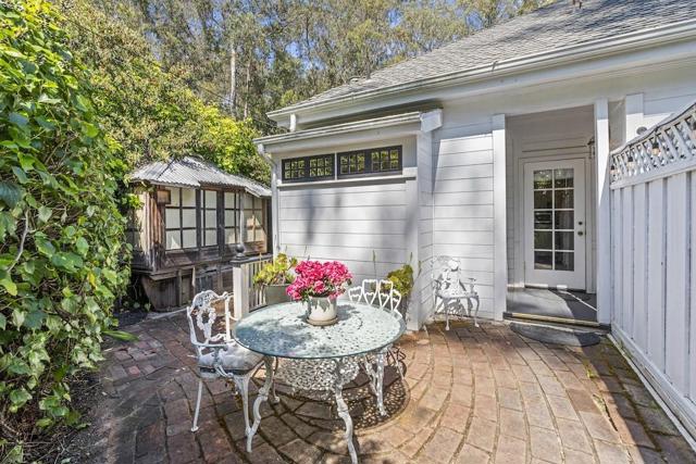 620 El Salto Drive, Capitola CA: https://media.crmls.org/mediaz/1192ef4d-ba99-45c7-94d8-1c359b86d169.jpg
