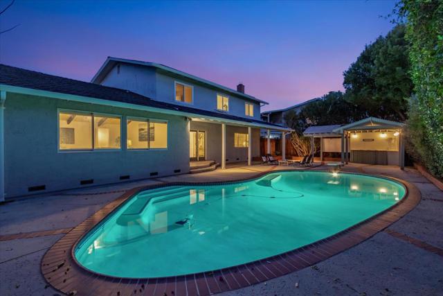 2357 Walden Square, San Jose CA: https://media.crmls.org/mediaz/119319a2-a16e-40f7-858f-8b6778eab31d.jpg
