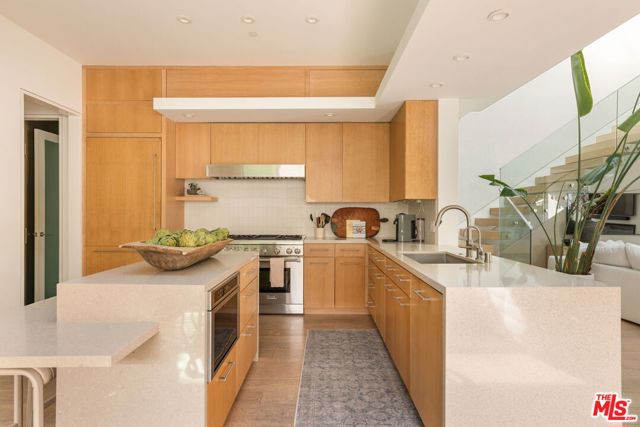 2413 Wilson Avenue photo 4