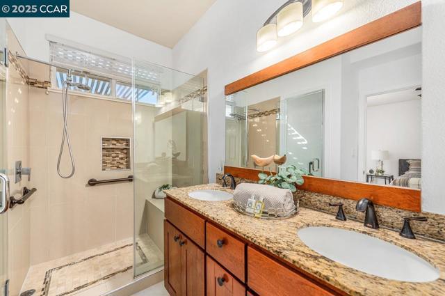 10 Narcissus Ct, Danville CA: https://media.crmls.org/mediaz/11937a81-6ba3-4f38-8e6b-c006ceda418d.jpg