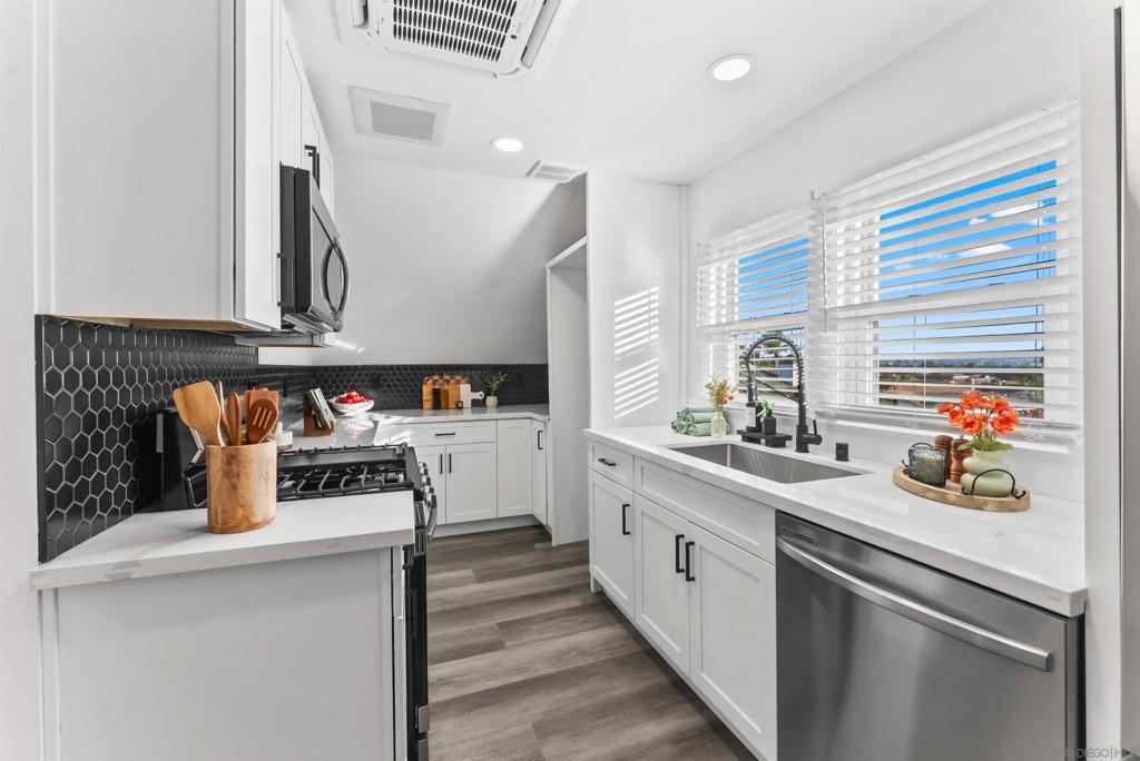 MLS #260017411SD image #63