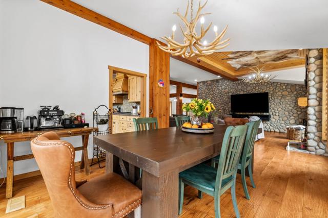 8697 Dyer Road, Salinas CA: https://media.crmls.org/mediaz/119508e9-4e81-469d-aaa1-4f6102dda780.jpg