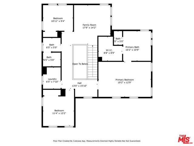 20659 W Beech Circle, Porter Ranch CA: https://media.crmls.org/mediaz/11953466-5cfa-453e-a671-b04c95a1a727.jpg