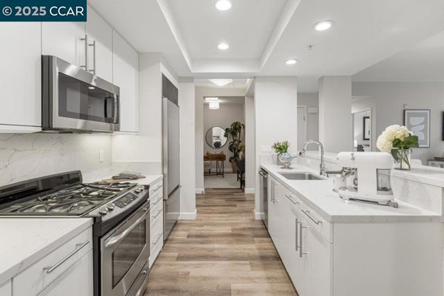 1655 N CALIFORNIA, Walnut Creek CA: https://media.crmls.org/mediaz/1195c641-a601-436e-9ce2-919aa5fdddd0.jpg