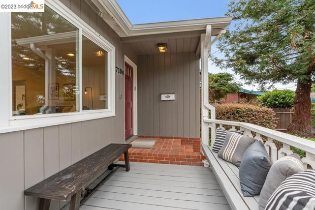 built in seating area on front porch