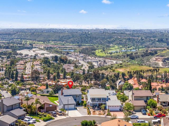 8396 High Winds, San Diego CA: https://media.crmls.org/mediaz/11964ed0-4129-4426-b997-0e61ae9a2269.jpg