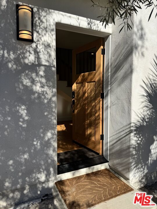 5022 Mountain View Drive