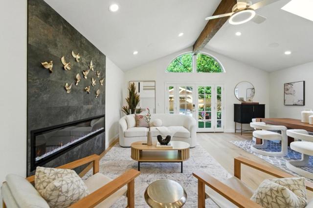689 Robin Drive, Santa Clara CA: https://media.crmls.org/mediaz/11970673-76c8-4eb1-8cec-a8a2aeb467ce.jpg