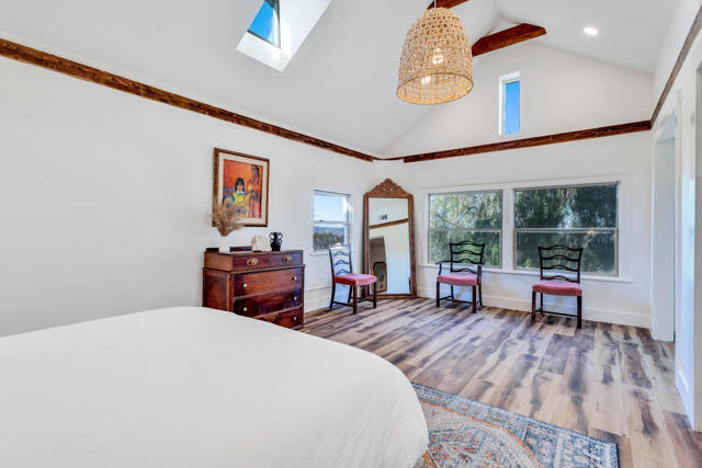 Image 18 of 83 For 59800 Onaga Trail