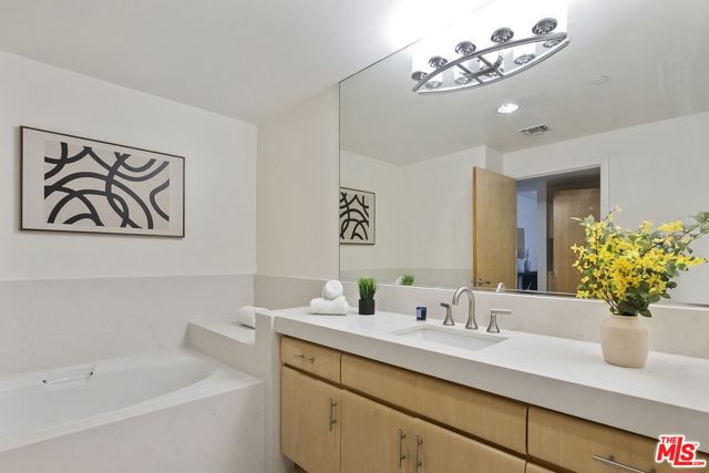171 N Church Lane, Los Angeles CA: https://media.crmls.org/mediaz/1197cd6b-9299-4963-8423-219b0fae895a.jpg