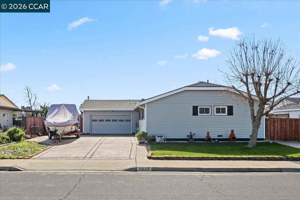 5833 Singing Hills Ave