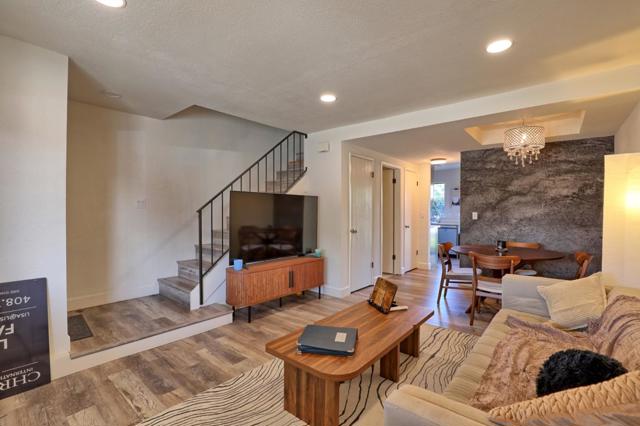 482 S Willard Avenue, San Jose CA: https://media.crmls.org/mediaz/1199a5f9-7ff4-4094-8693-7f7cd325a448.jpg