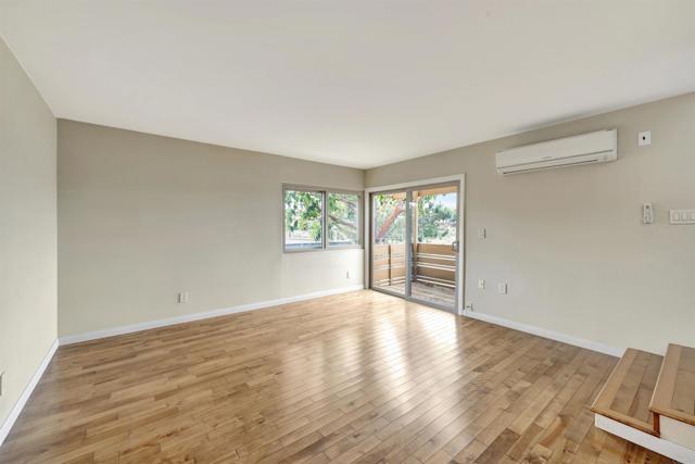 Detail Gallery Image 8 of 29 For 2666 Worden #8,  San Diego,  CA 92110 - 2 Beds | 1/1 Baths