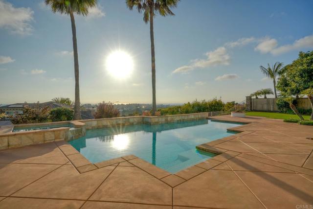 1664 Aryana Drive, Encinitas CA: https://media.crmls.org/mediaz/119bf14e-df3e-4da1-9e99-2ae03e7bda2e.jpg