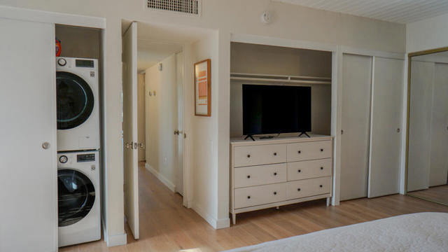 472 Sandpiper Street, Palm Desert CA: https://media.crmls.org/mediaz/119cd4b9-1b0d-4028-91db-6569d8c46371.jpg