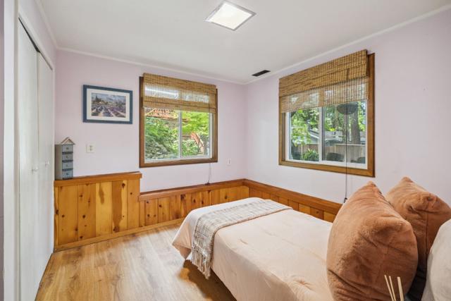 17520 Comanche Trail, Los Gatos CA: https://media.crmls.org/mediaz/119d5e24-743b-41a3-82a0-57be21170abd.jpg