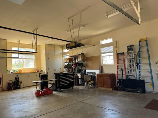 525 Heatherwood Estates Drive, Hollister CA: https://media.crmls.org/mediaz/119e65a7-7b65-454a-a058-50d200864f0a.jpg
