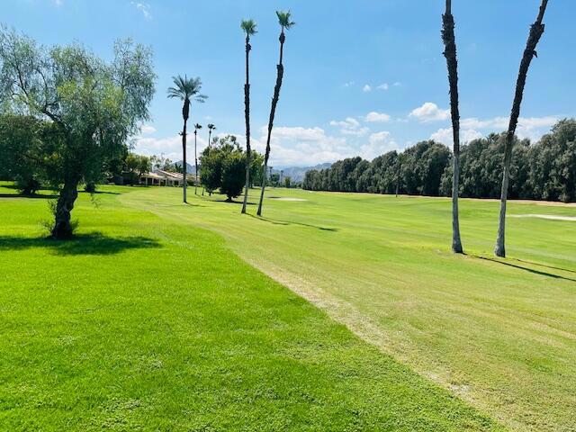 40511 Pebble Beach Circle, Palm Desert CA: https://media.crmls.org/mediaz/119efd60-eecb-4900-a431-fb4dfb46a461.jpg