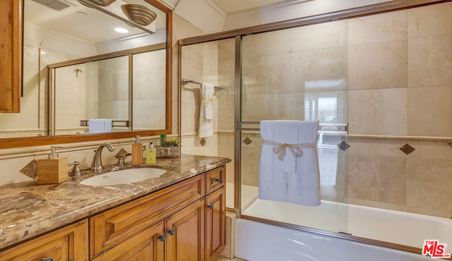 814 ESPLANADE, Redondo Beach, California 90277, 3 Bedrooms Bedrooms, ,3 BathroomsBathrooms,Residential,Sold,ESPLANADE,17205676