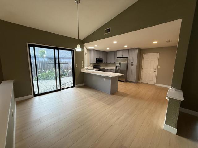 Image 9 of 38 For 1870 Azurite Way