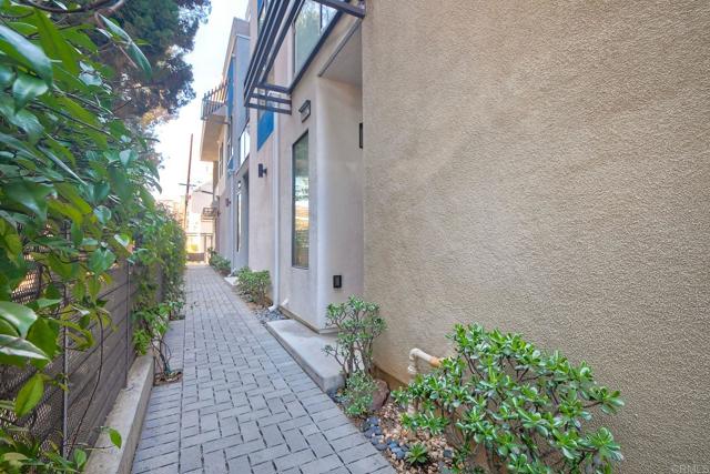 Detail Gallery Image 4 of 30 For 3640 3640 7th Ave, San Diego,  CA 92103 - 3 Beds | 2 Baths