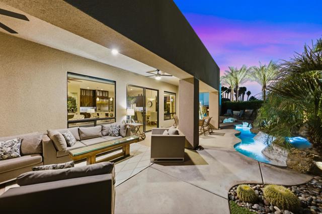 36066 Da Vinci Drive, Cathedral City CA: https://media.crmls.org/mediaz/11a13c80-2a86-4236-9266-f957cdca4cf3.jpg